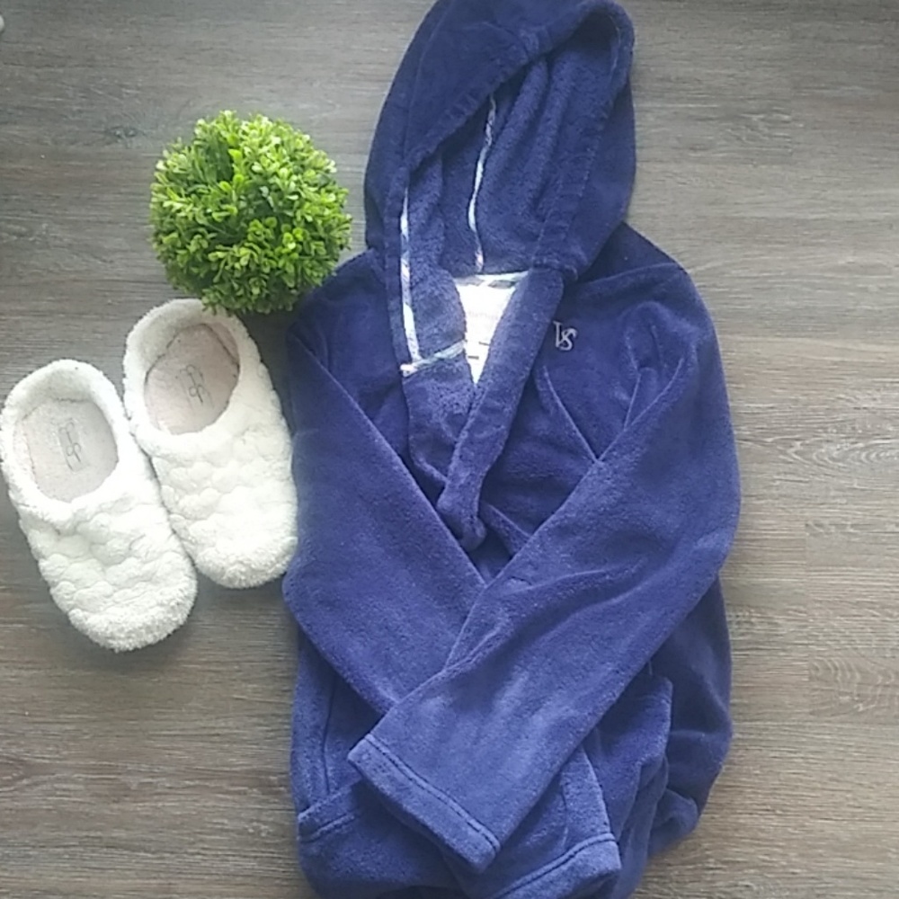 Victoria Secret plush robe